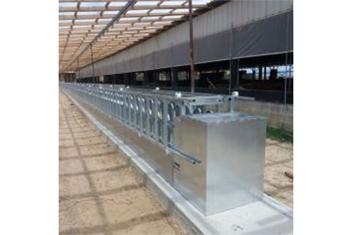 Ταινία τροφής γαλβανιζέ εν θερμώ με εγκλωβισμό 60 εκατοστών Ταινία τροφής γαλβανιζέ εν θερμώ με εγκλωβισμό 60 εκατοστών